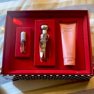 Estée Lauder 3 piece pleasures set